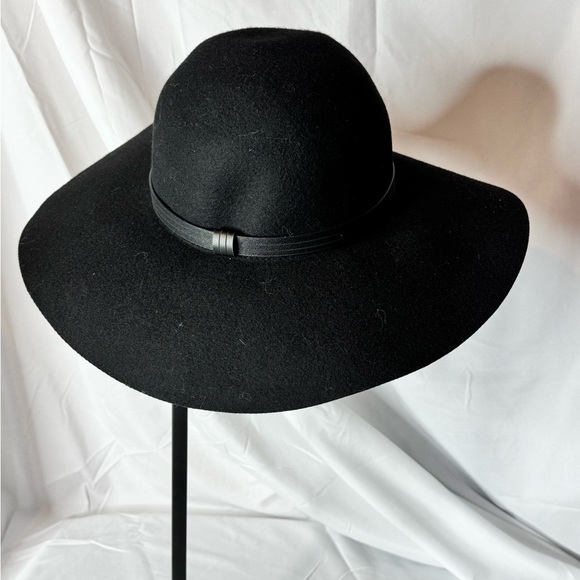 Sonoma Black Velvet Wide Brim Hat – Elegant Women’s Fedora Style - Picture 3 of 5